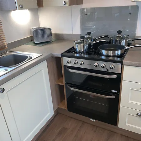 Camping 36 Cedar Court